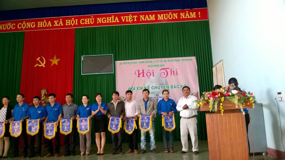 Hội thi "Đội em kể chuyện Bác Hồ" huyện Krông Năng năm 2015